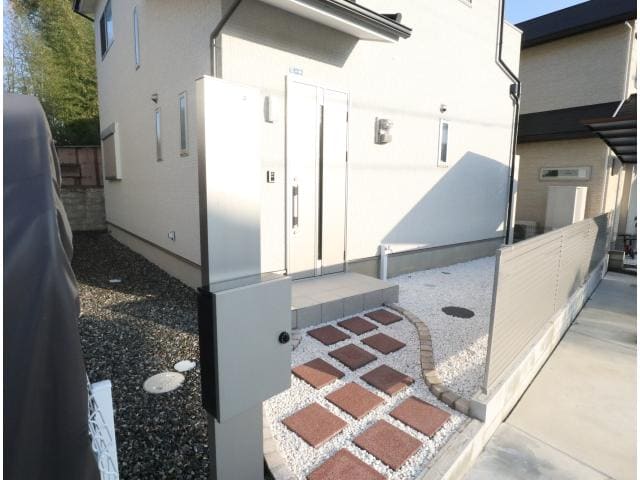  近鉄京都線/大和西大寺駅 徒歩21分 1-2階 築1年