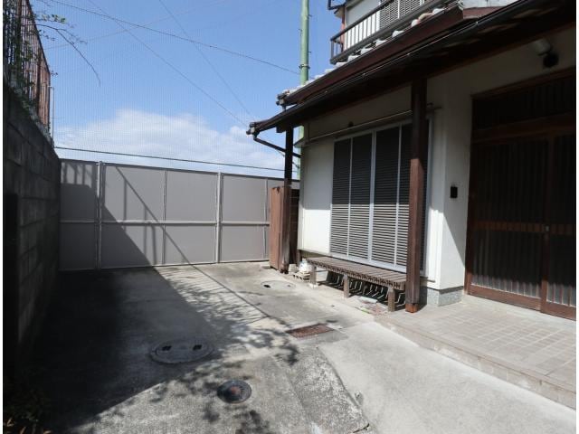  近鉄橿原線/西ノ京駅 徒歩20分 1-2階 築47年