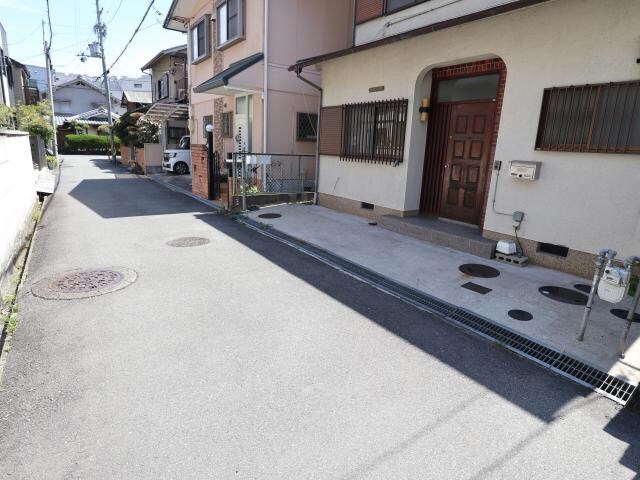  近鉄難波線・奈良線/大和西大寺駅 徒歩5分 1-2階 築40年