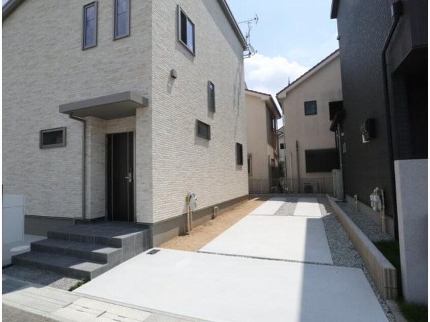 D棟、駐車場 学研都市線<片町線>・JR東西線/西木津駅 徒歩6分 1-2階 1年未満