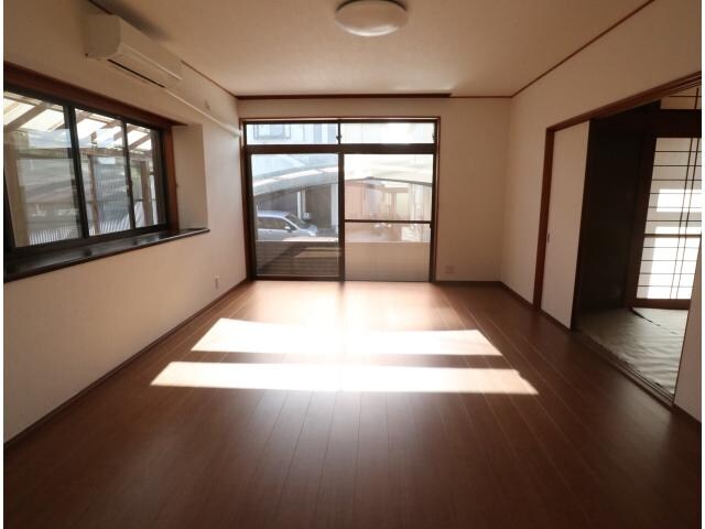  近鉄橿原線/西ノ京駅 徒歩16分 1-2階 築38年