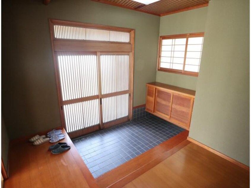  近鉄橿原線/西ノ京駅 徒歩16分 1-2階 築38年