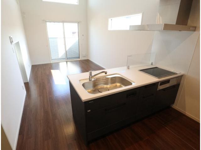  近鉄難波線・奈良線/大和西大寺駅 徒歩23分 1階 1年未満