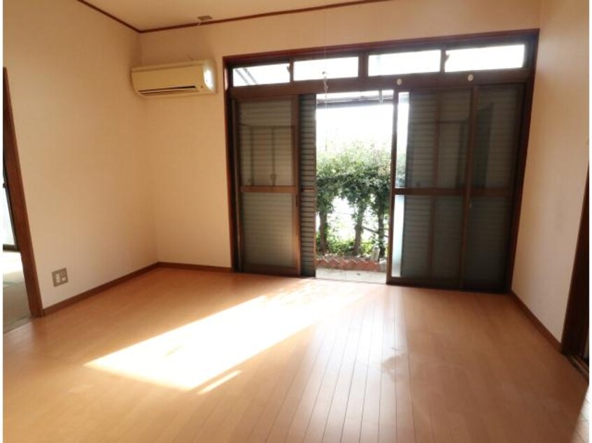  近鉄橿原線/尼ケ辻駅 徒歩2分 1階 築64年