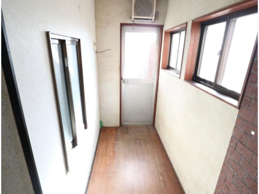  近鉄橿原線/尼ケ辻駅 徒歩2分 1階 築64年