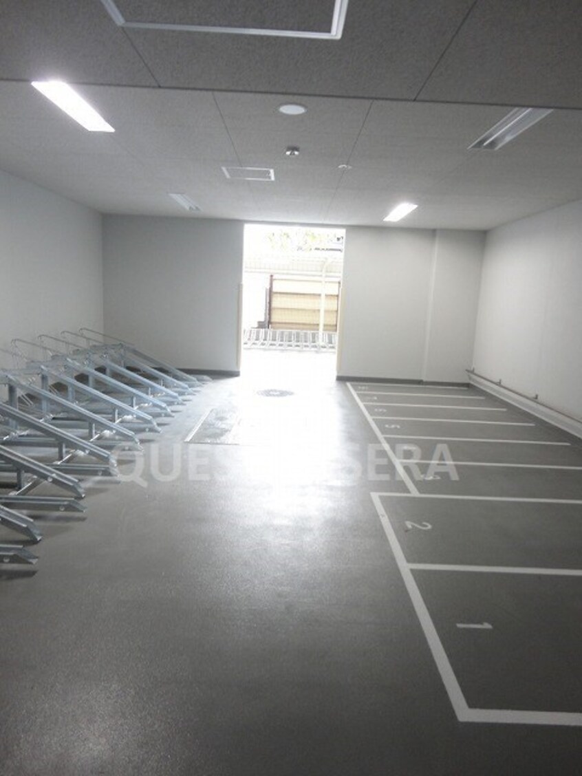  エスライズ梅田DOSHIN