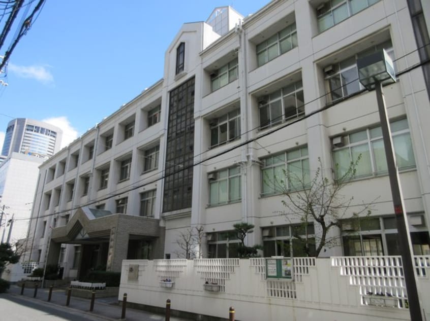 大阪市立滝川小学校(小学校)まで305m※大阪市立滝川小学校 京阪本線・鴨東線/天満橋駅 徒歩7分 5階 築11年