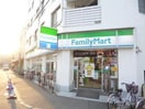 ファミリーマート中津二丁目店(コンビニ)まで224m※ファミリーマート中津二丁目店 三恵ガーデンハイツ