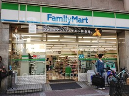 ファミリーマート堂島二丁目店