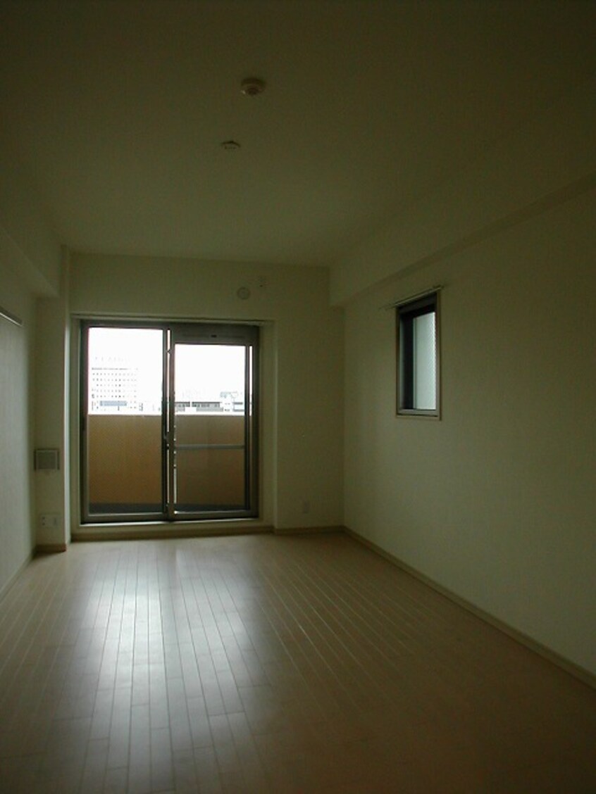  プレサンス本町プライム