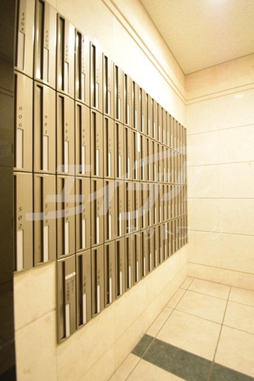  プレサンス本町プライム