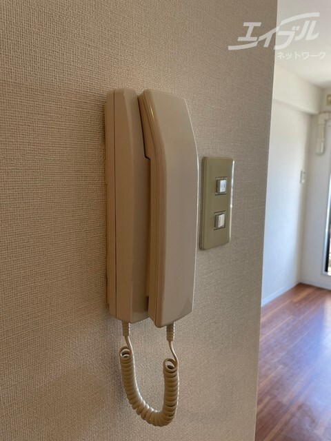 インターホン付きになります。 クレール東天満