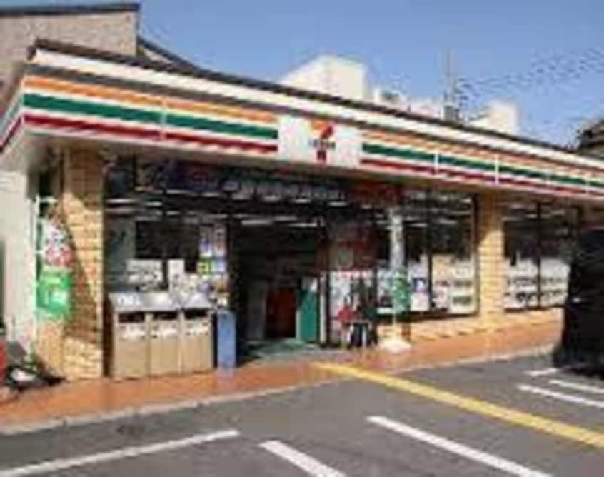 セブンイレブン大阪徳井町2丁目店(コンビニ)まで352m※セブンイレブン大阪徳井町2丁目店 エグゼ堺筋本町