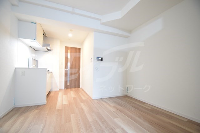  RISING Maison 本町橋