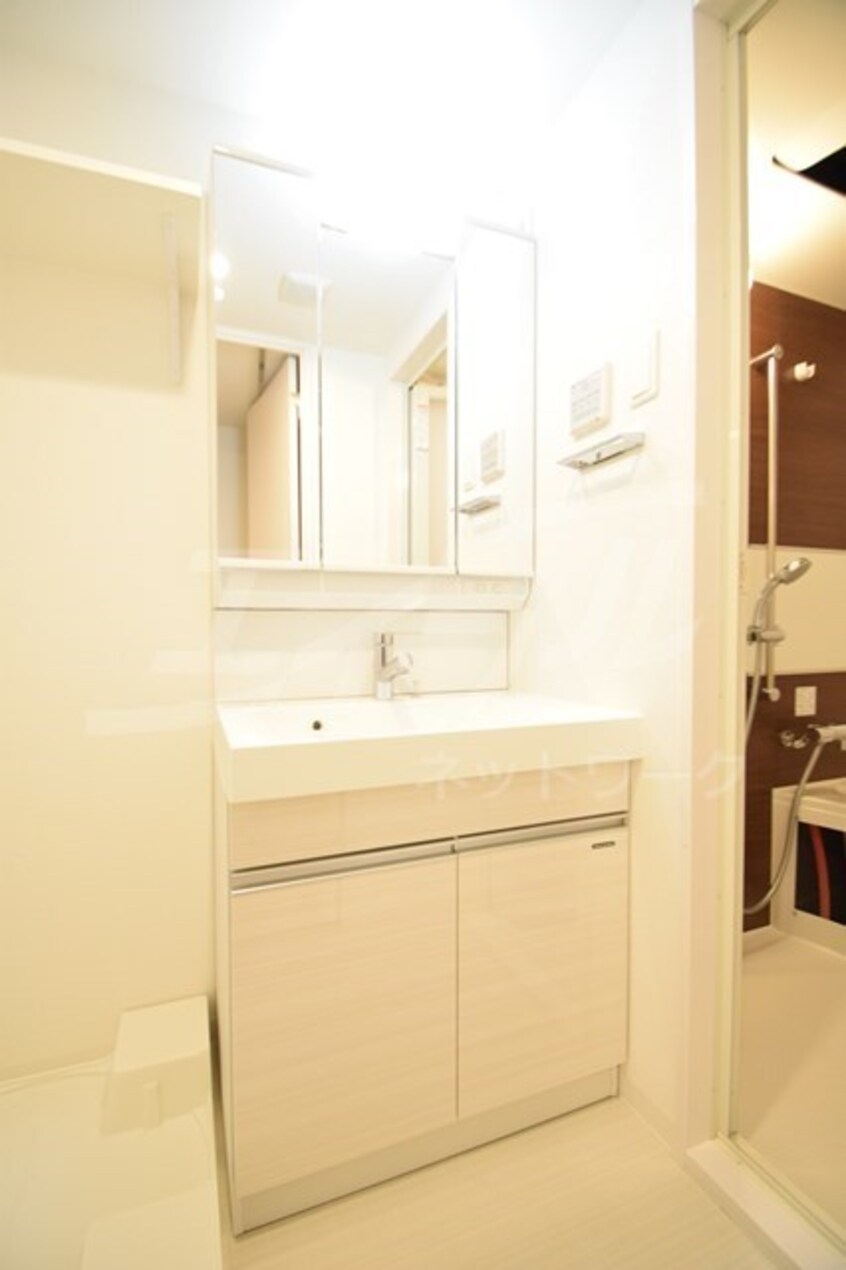  RISING Maison 本町橋