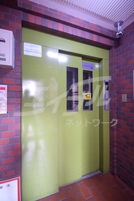  三和ビル
