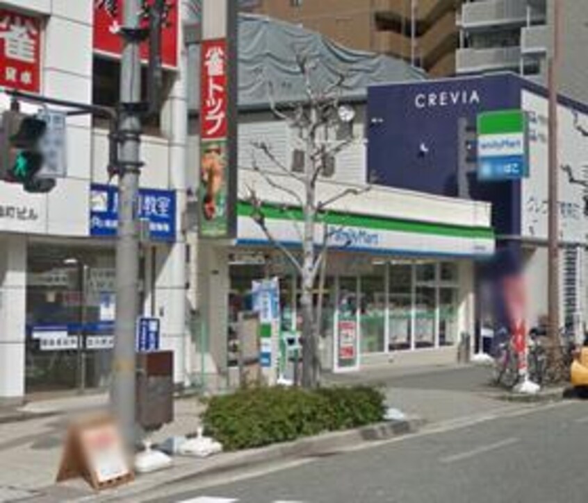 ファミリーマート南森町駅前店(コンビニ)まで388m※ファミリーマート南森町駅前店 エステムコート梅田東アクアパレス