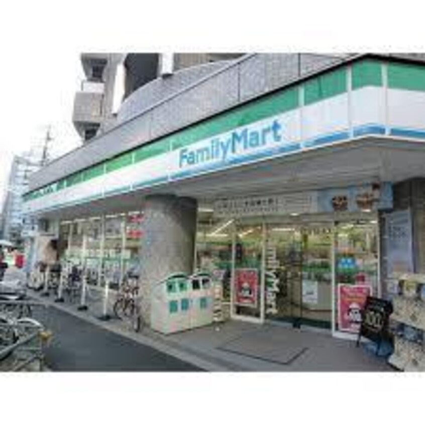 ファミリーマート長柄店(コンビニ)まで201m※ファミリーマート長柄店 エステムコート梅田・天神橋リバーフロント