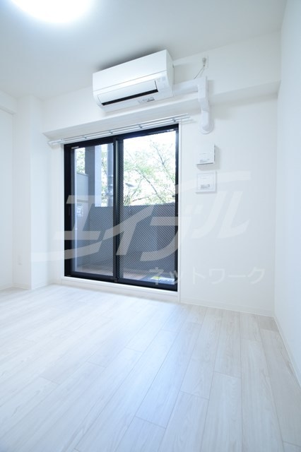  アドバンス西梅田ビオス