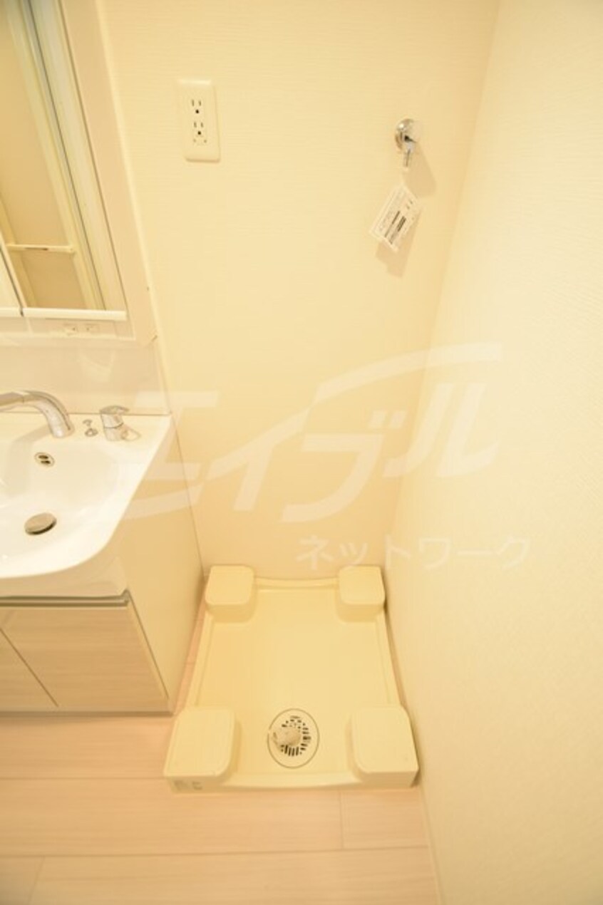  アドバンス西梅田ビオス