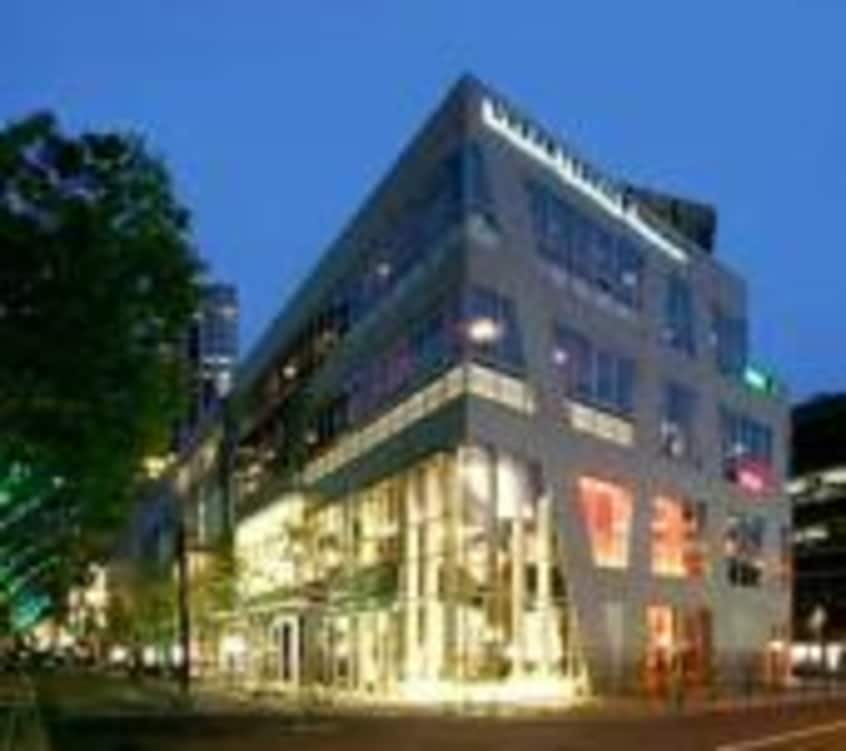 アーバンテラス茶屋町(ショッピングセンター/アウトレットモール)まで733m※アーバンテラス茶屋町 レジデンスイン梅田