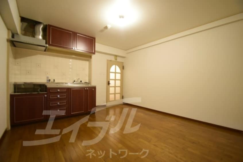  ハイマート南森町