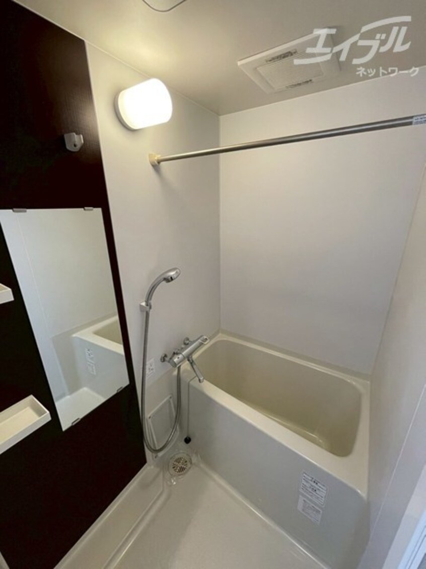 おしゃれなお風呂です！ シバヤ中津