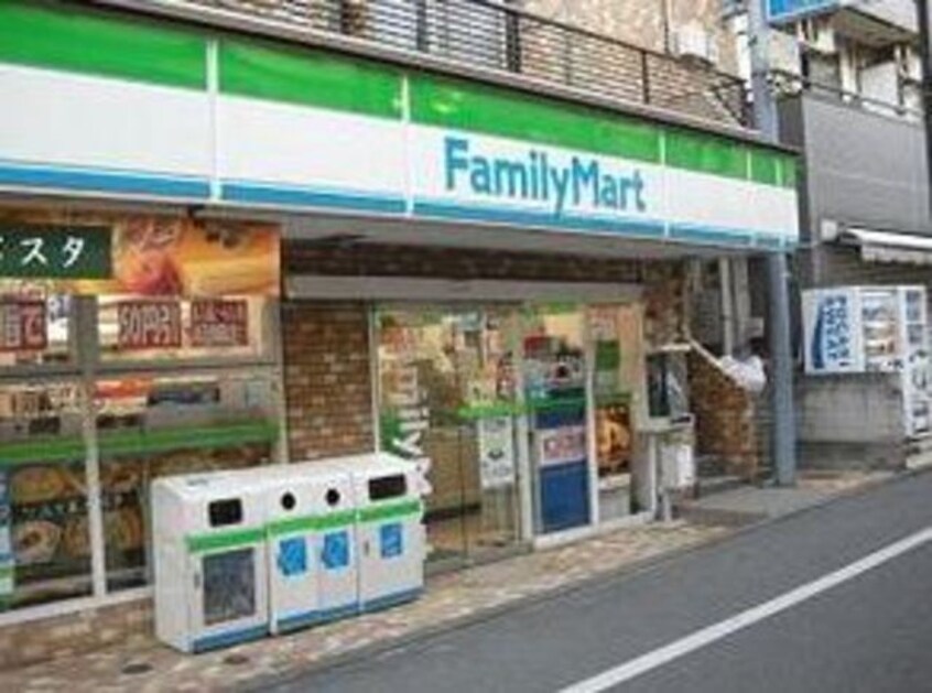 ファミリーマート鷺洲五丁目店(コンビニ)まで446m※ファミリーマート鷺洲五丁目店 ジオエント福島野田