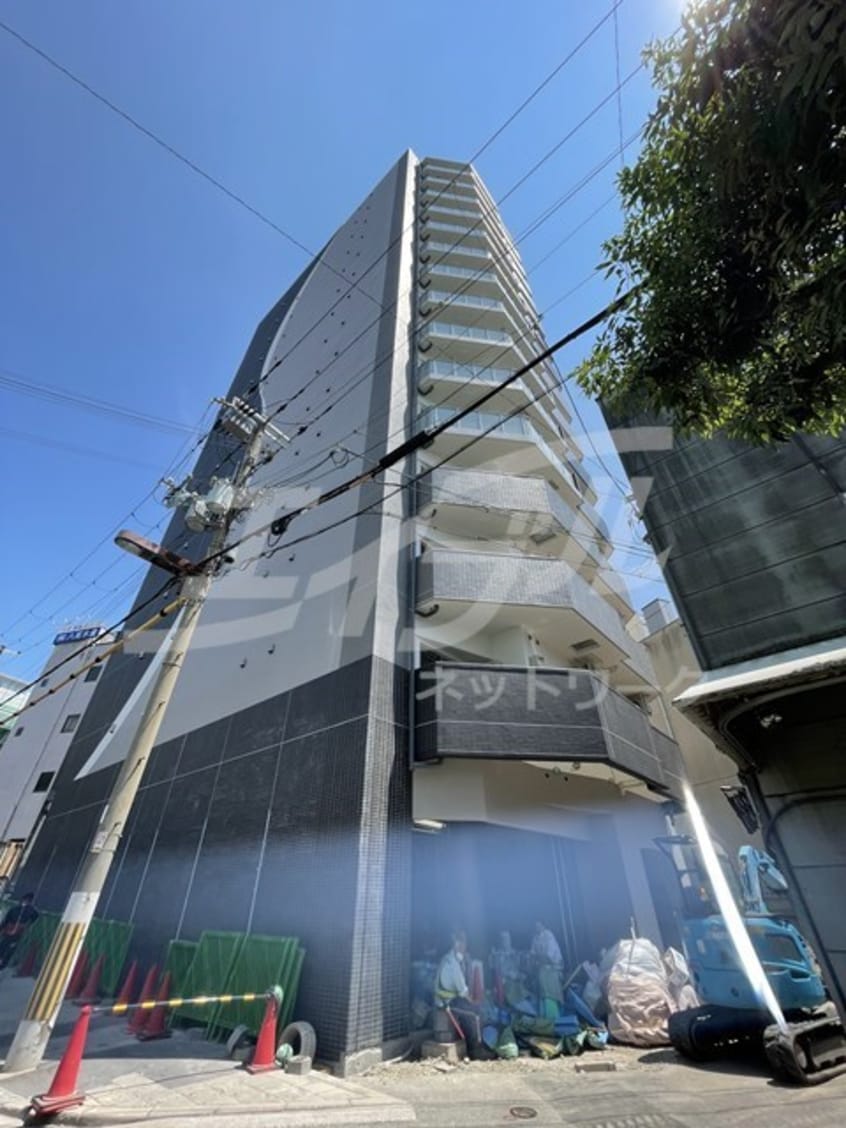  セレニテ福島アリア