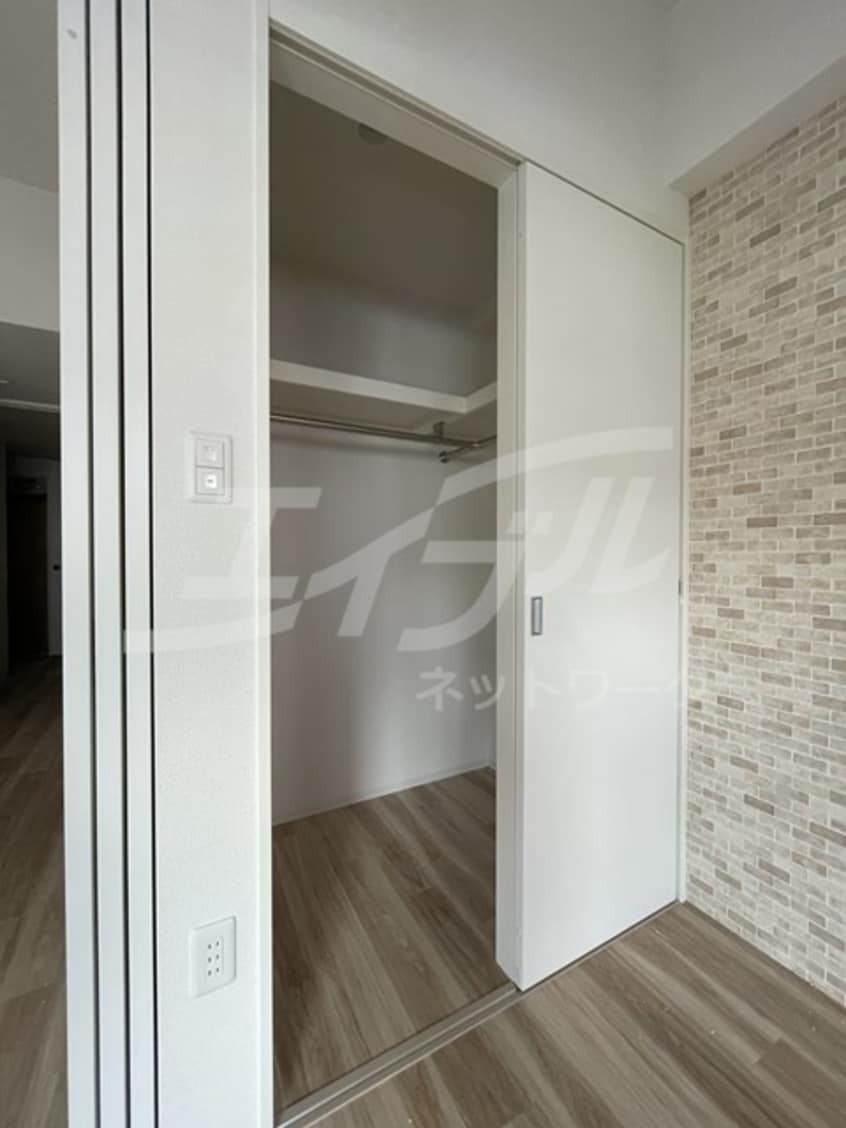  セレニテ福島アリア