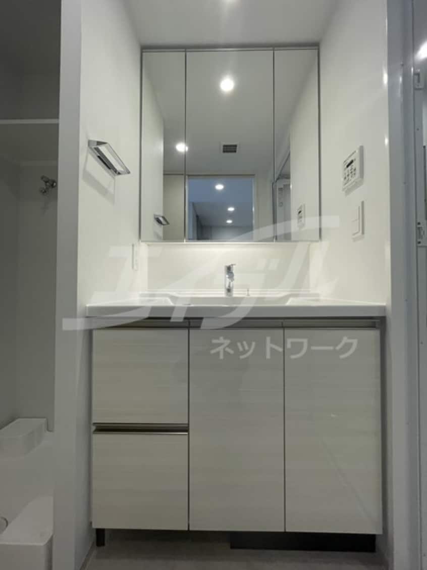  コンフォリア・リヴ南森町Q