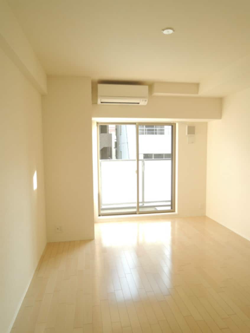  大阪メトロ御堂筋線/本町駅 徒歩7分 8階 築12年