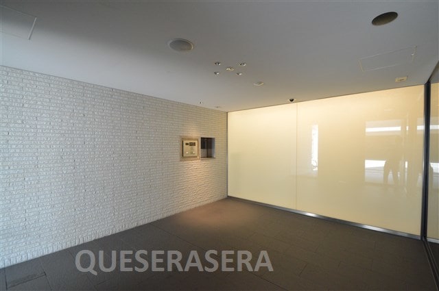  大阪メトロ御堂筋線/本町駅 徒歩7分 8階 築12年