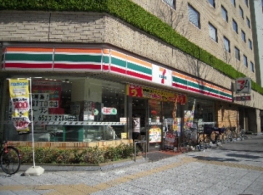 セブンイレブン大阪立売堀1丁目店(コンビニ)まで214m※セブンイレブン大阪立売堀1丁目店 ドゥーエ立売堀