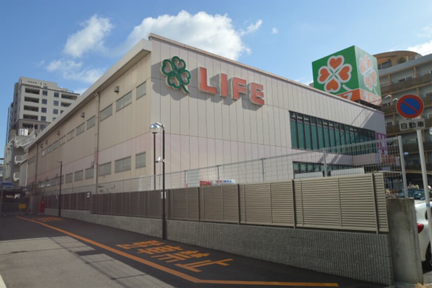 ライフ阿波座駅前店(スーパー)まで417m※ライフ阿波座駅前店 パークアクシスうつぼ公園