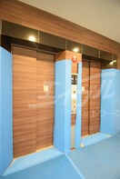  SERENiTE本町reflet