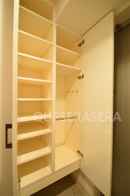  レジディア心斎橋ウエスト