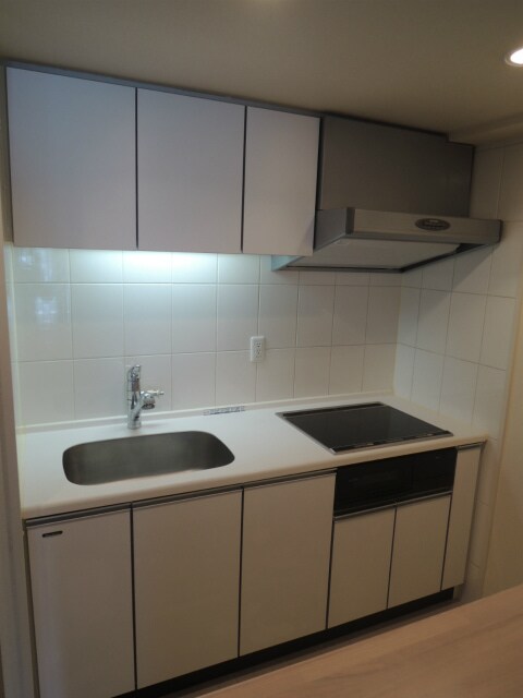  レジディア心斎橋ウエスト