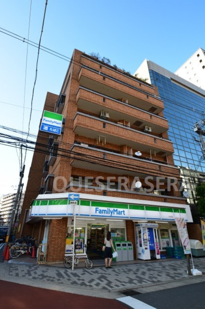 ファミリーマート同心町店(コンビニ)まで205m※ファミリーマート同心町店 フローラルステージ同心町