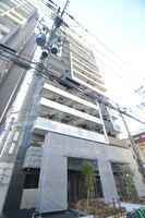 プレサンス堺筋本町ディスティニーの外観