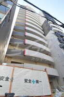 セレニテ堺筋本町プリエの外観