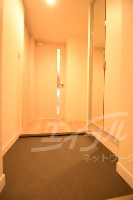  プレサンス心斎橋ニスト