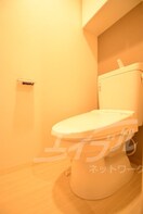  プレサンス心斎橋ニスト