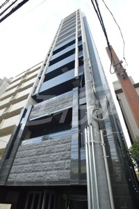プレサンス心斎橋レヨン