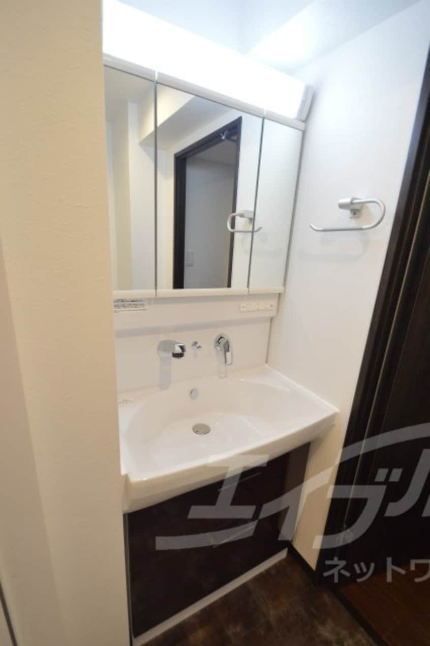  大阪メトロ堺筋線/堺筋本町駅 徒歩7分 13階 築6年