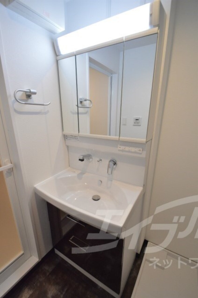  大阪メトロ堺筋線/堺筋本町駅 徒歩7分 11階 築6年