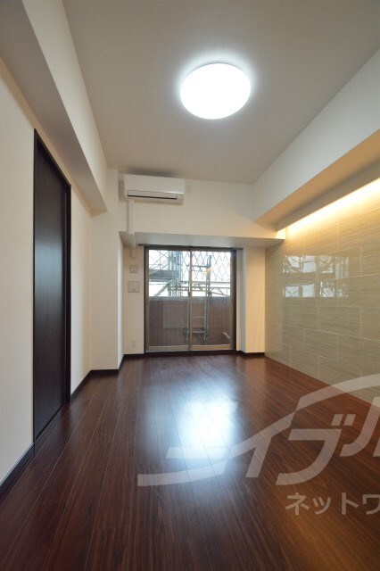  大阪メトロ堺筋線/堺筋本町駅 徒歩7分 13階 築6年