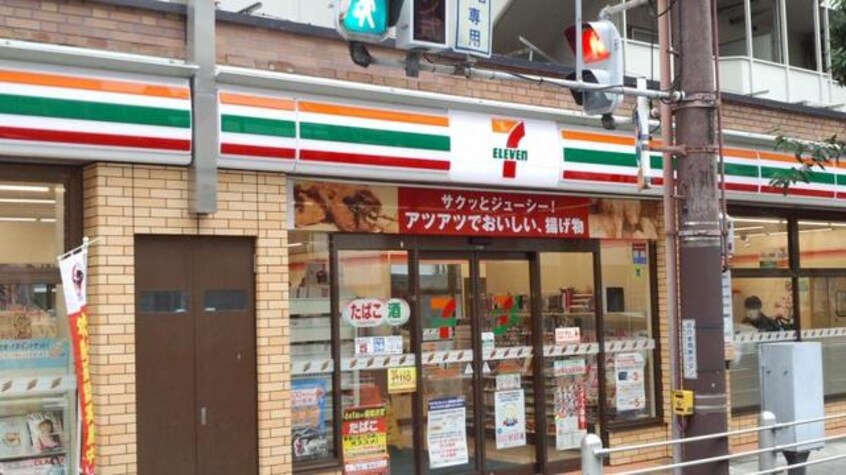 セブンイレブン大阪西本町2丁目店(コンビニ)まで546m※セブンイレブン大阪西本町2丁目店 プレディアコート本町