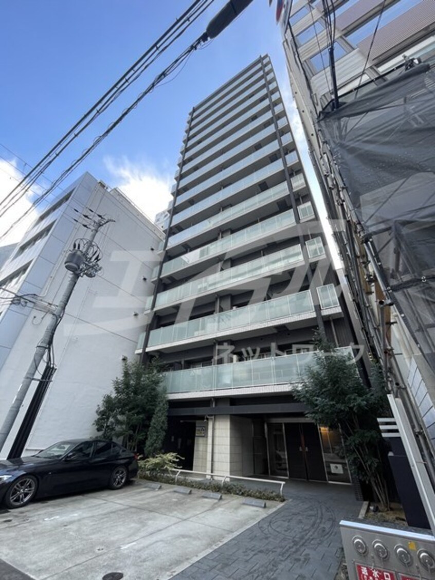  コンフォリア心斎橋EAST