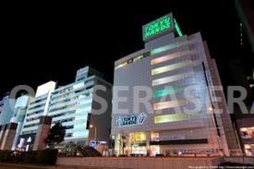 東急ハンズ心斎橋店(電気量販店/ホームセンター)まで464m※東急ハンズ心斎橋店 コンフォリア心斎橋EAST